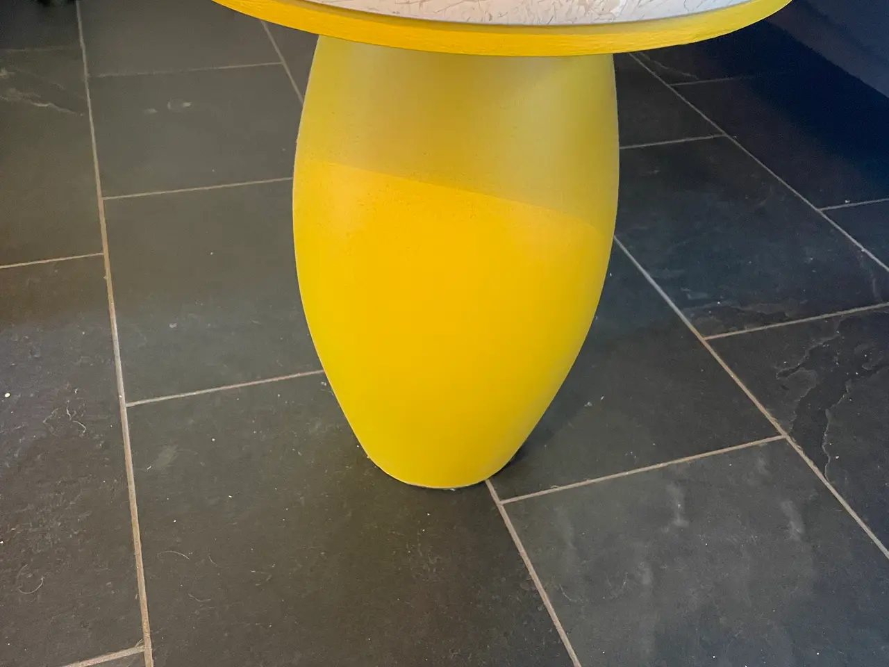 Billede 1 - Sidebord massiv træ og marmor