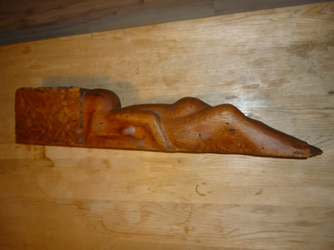 Billede 3 - Træ skulptur af Leo Hansen.