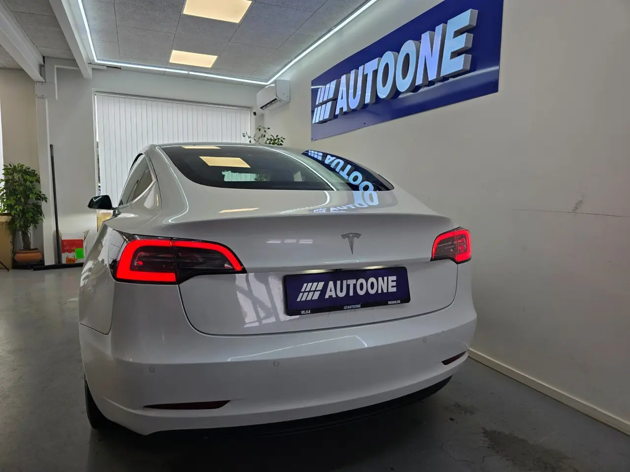 Billede 3 - Tesla Model 3  Standard Range+ RWD