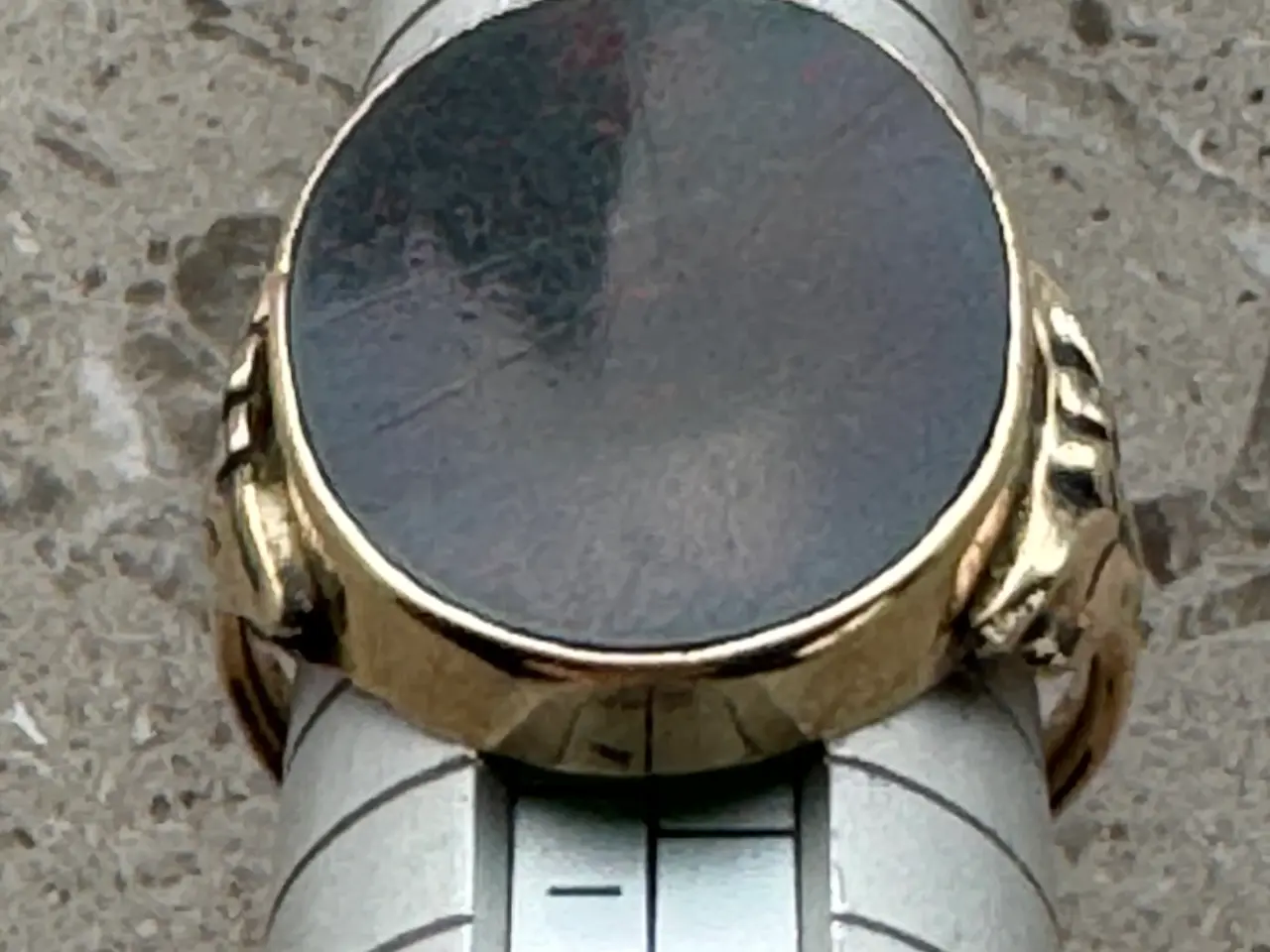 Billede 4 - Stor 14 kt. guldring m. Onyx sten. 