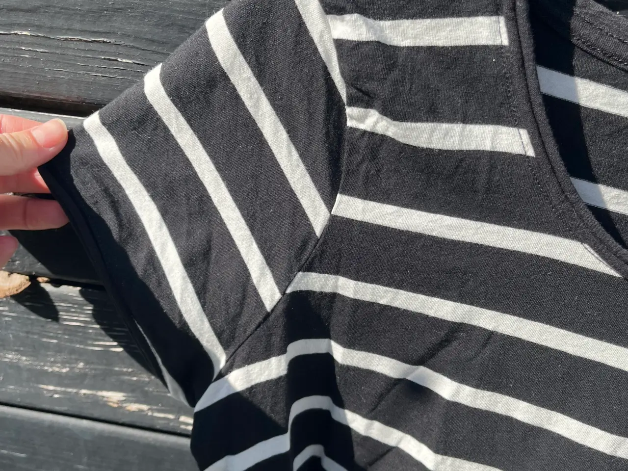 Billede 2 - Stribet tshirt