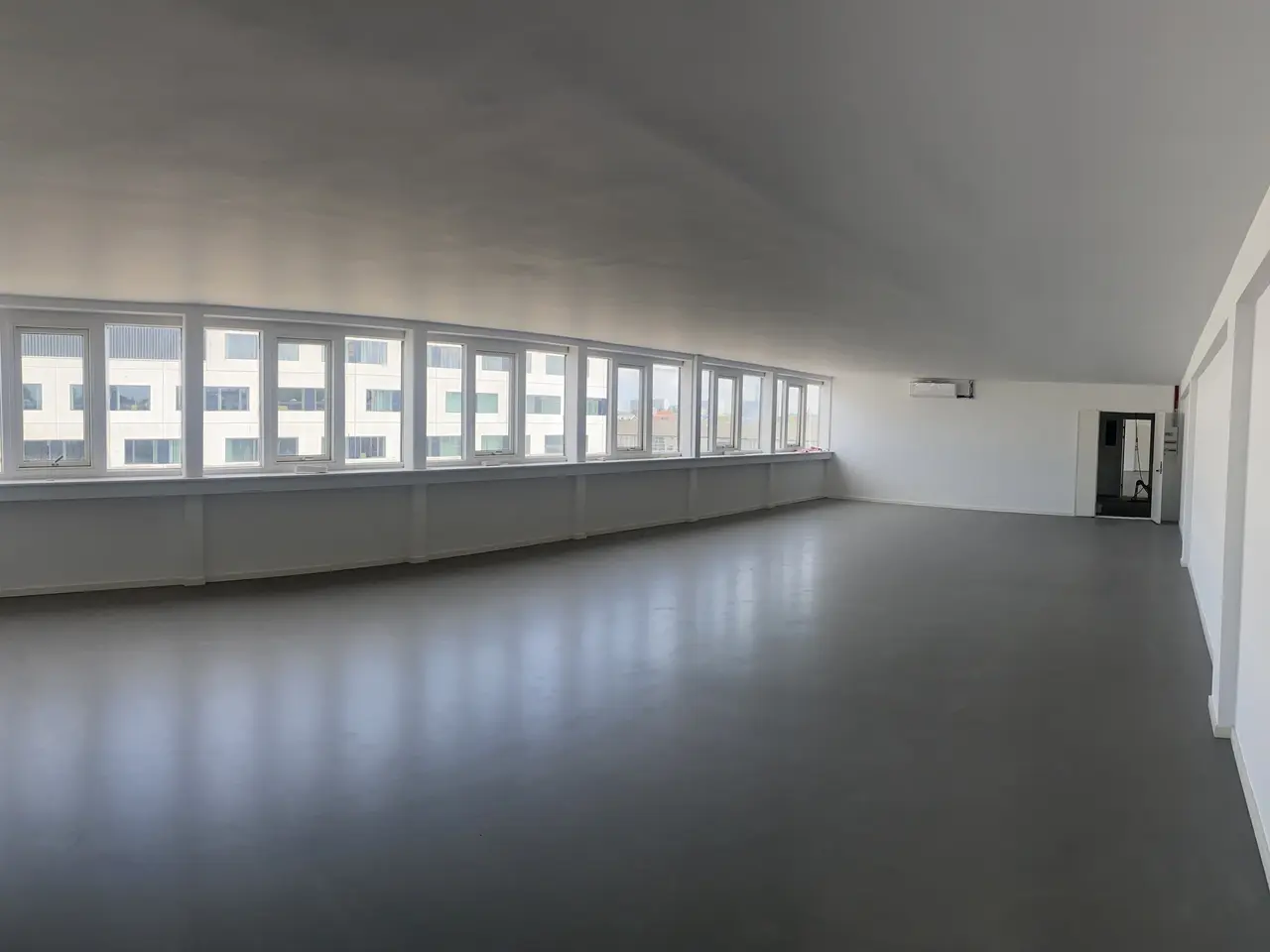 Billede 22 - Moderne kontorlokaler til leje med mange faciliteter til rådighed.