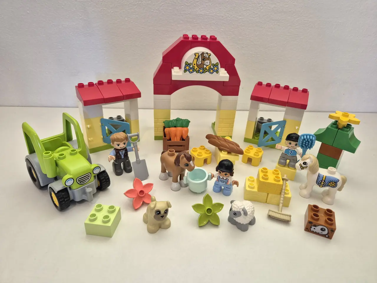 Billede 1 - Duplo Ponystald NR10951 Med Dyr og traktor samt an