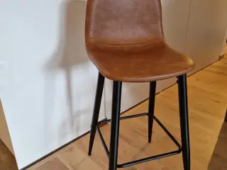 2 køkkenstole med læderlook