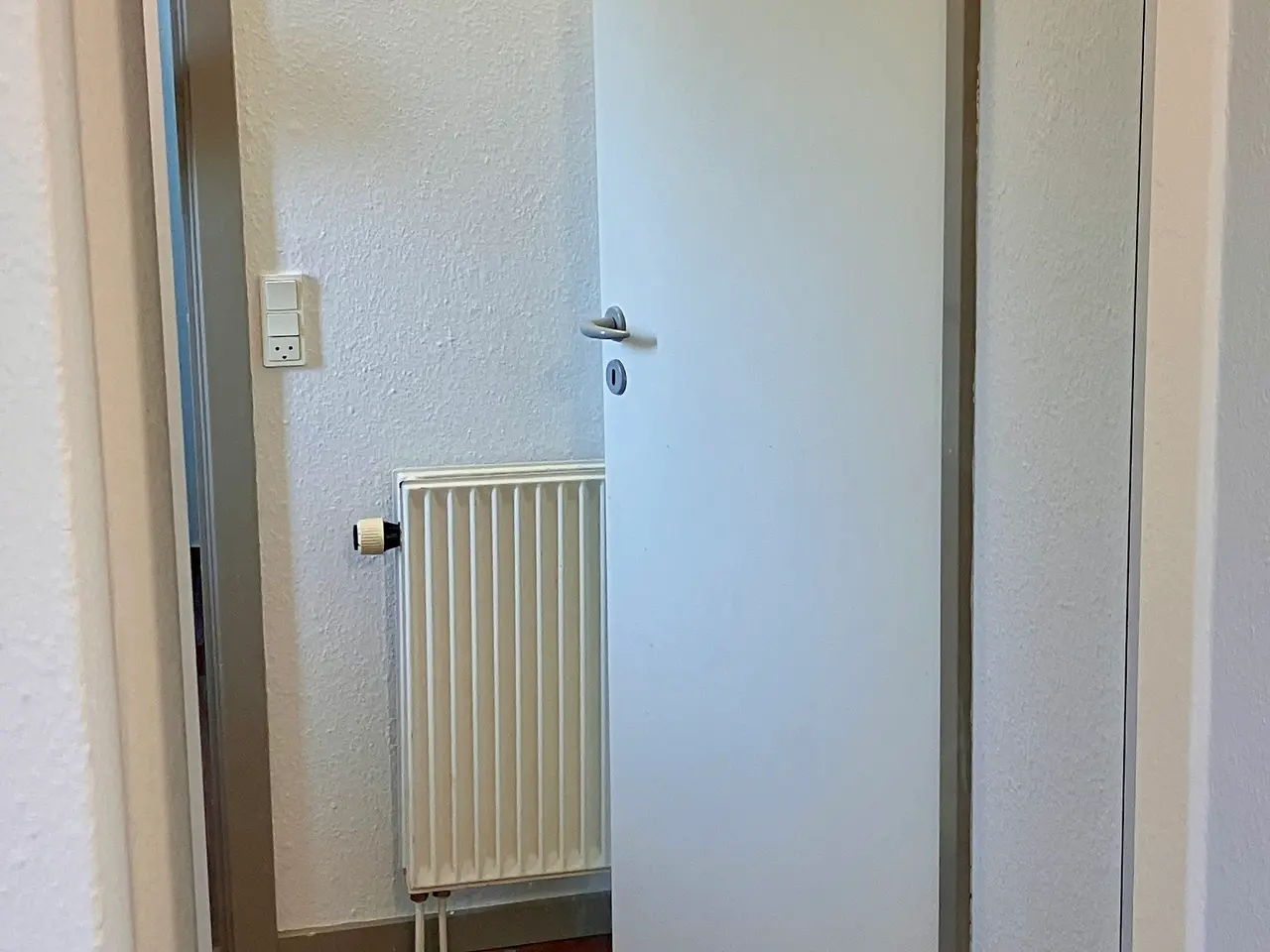 Billede 1 - Stort spejl med aluramme
