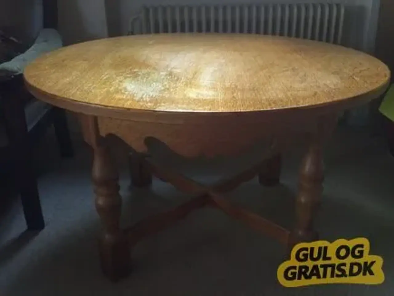 Billede 1 - Rundt bord med 4 stole