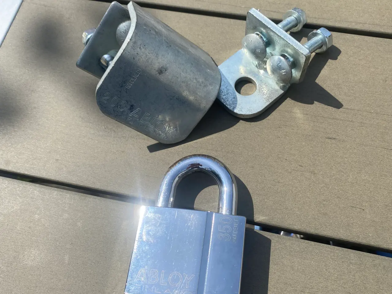 Billede 1 - Kraftigt hængelås-sæt - ABLOY hængelås + beslag