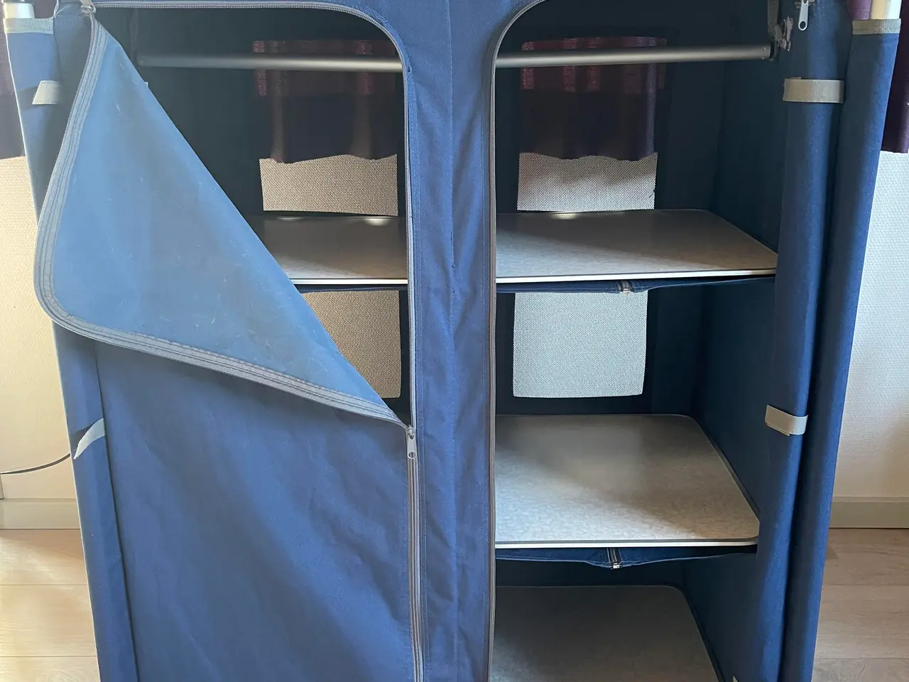 Billede 1 - Camp Forever Campingskab