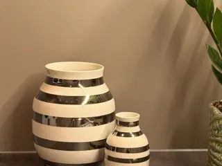 2 stk. smukke Omaggio Vaser fra Kähler - aldrig br