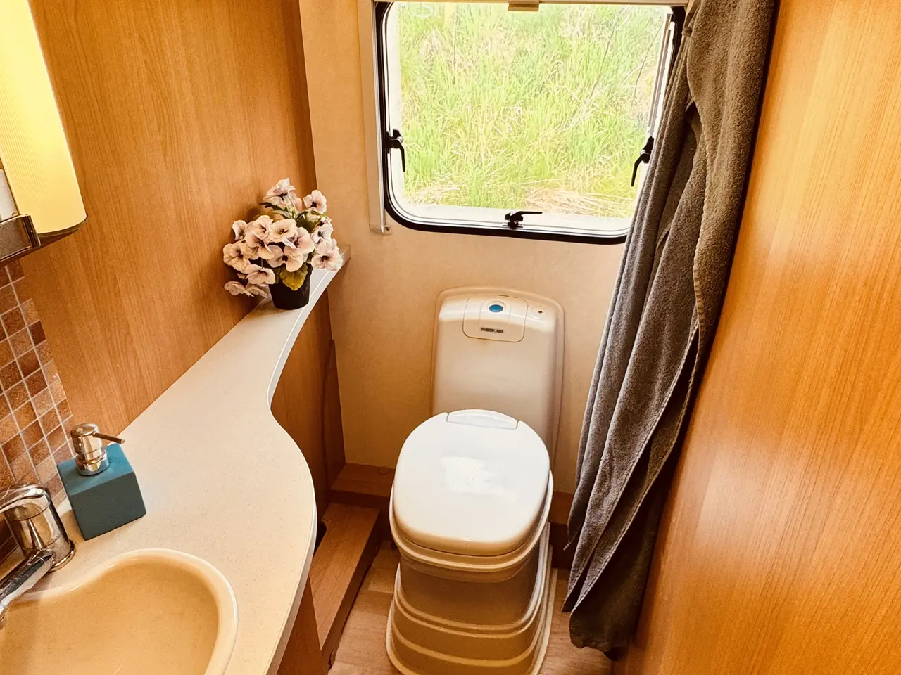 Billede 12 - Velholdt Knaus Royale 590