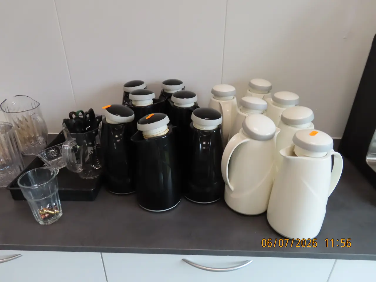 Billede 2 - Div. kaffekander, vandkander m.m.