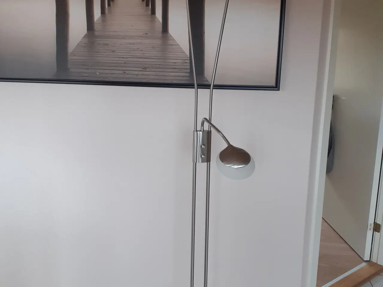 Billede 1 - Gulvlampe - med læselampe