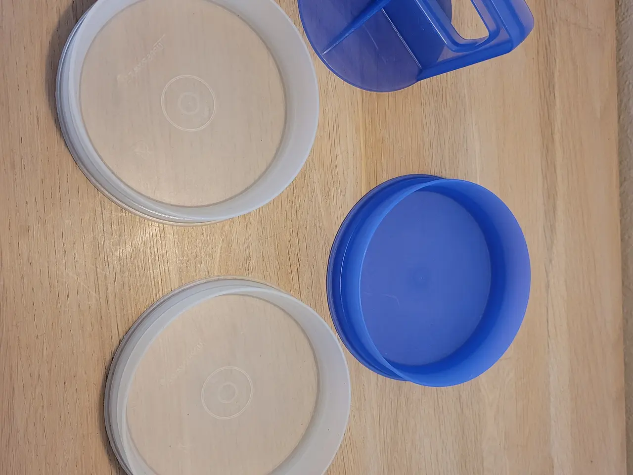 Billede 2 - Tupperware bøfpresser med opbevaring