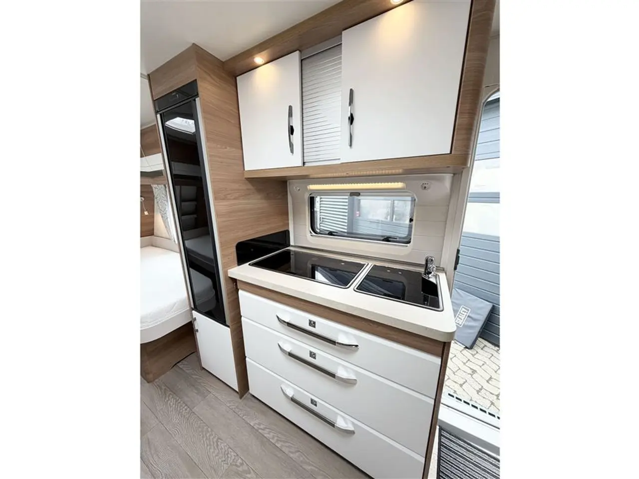 Billede 9 - 2023 - Hobby De Luxe 495 UL Enkeltsenge-Lamel-Gulvtemp.-Aircondition-Mover