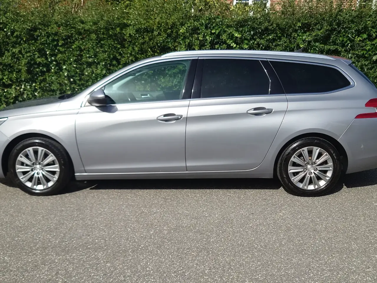 Billede 4 - Peugeot 308 1,6 BlueHDi 120 Allure Sky SW
