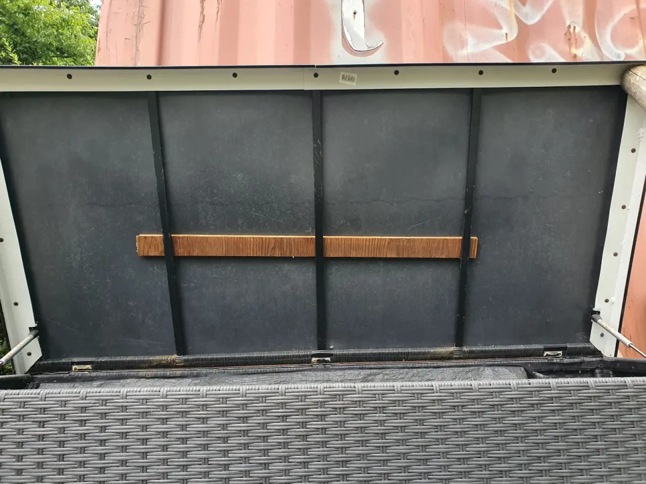 Billede 5 - Stor hyndeboks.