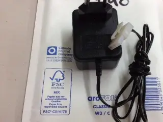 HUA Zhou ZAT-105 AC/DC Adapter 10V 300mA