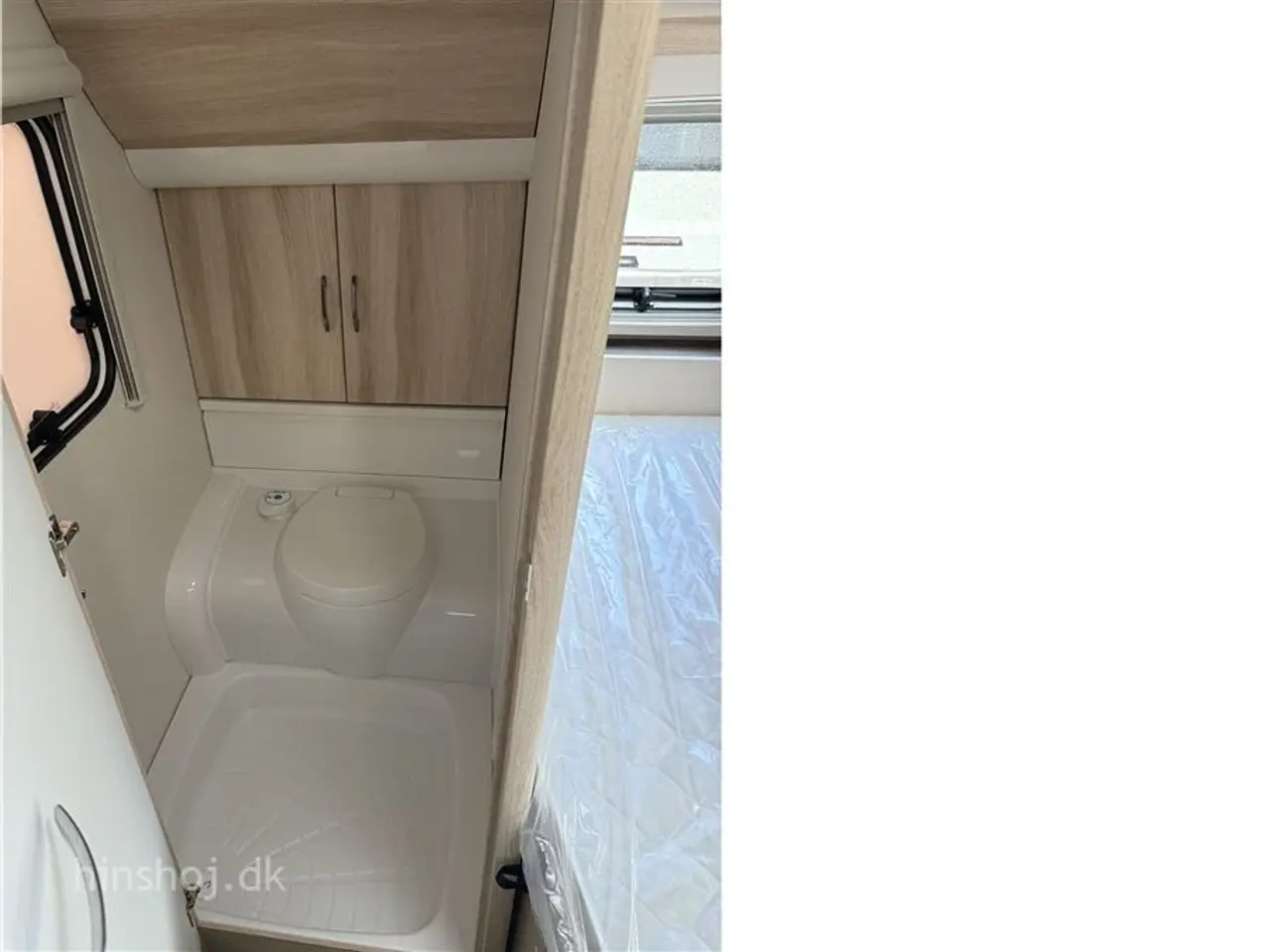 Billede 6 - 2026 - Hobby De Luxe 460 UFe Dejlig vogn med rundsidegruppe og franskseng fra Hinshøj Caravan A/S