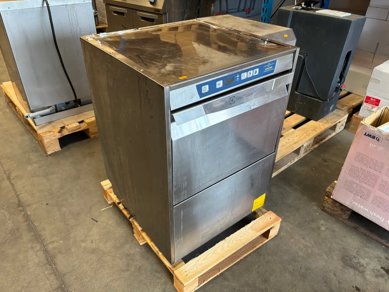 Billede 1 - Industriopvaskemaskine, se tekst ELECTROLUX
