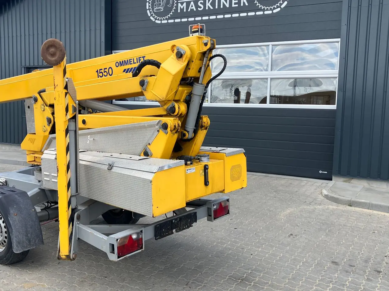 Billede 3 - Omme 1550  Omme 1550 15 meters trailer lift