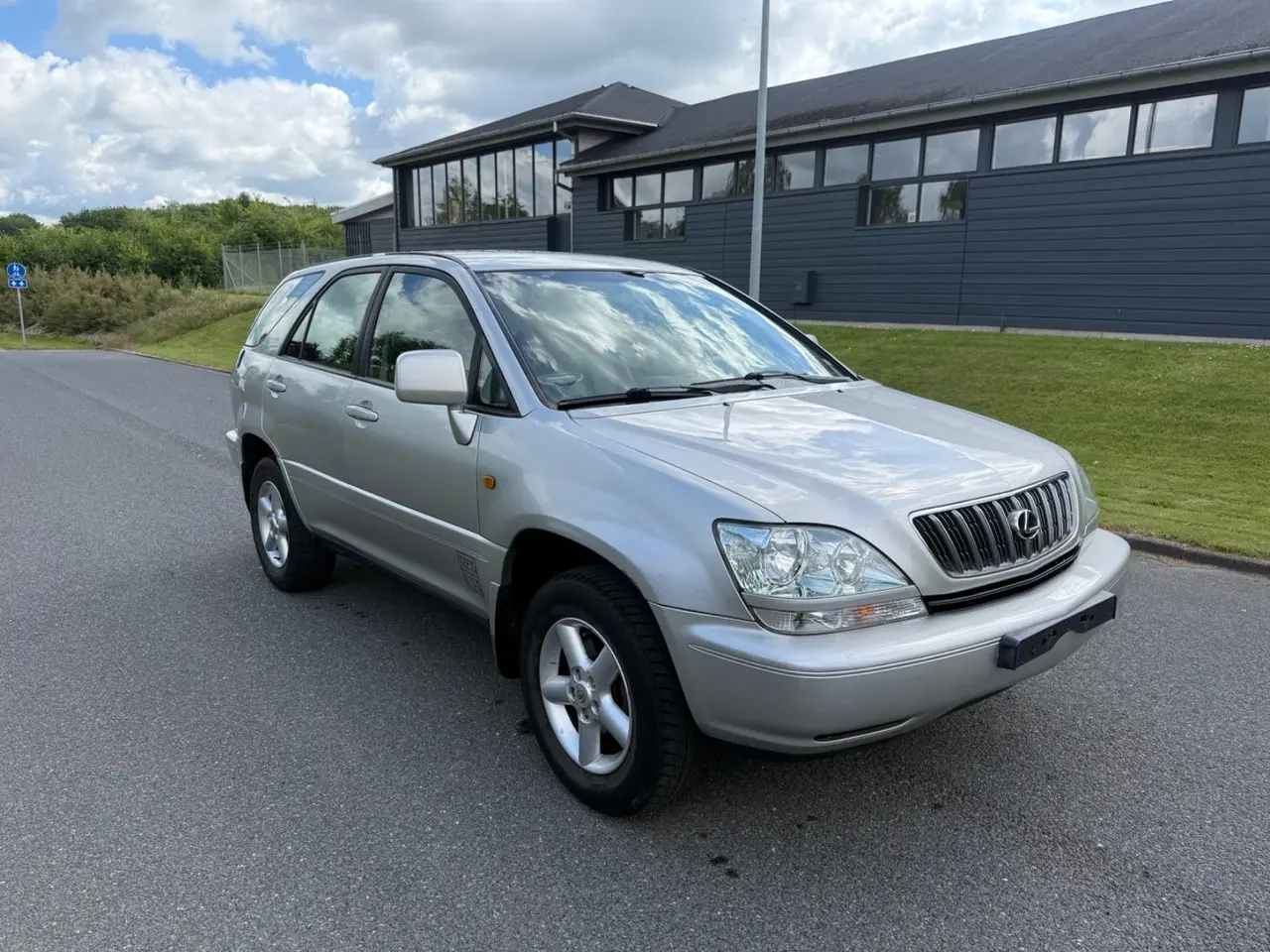 Billede 2 - Lexus RX300 3,0 Van