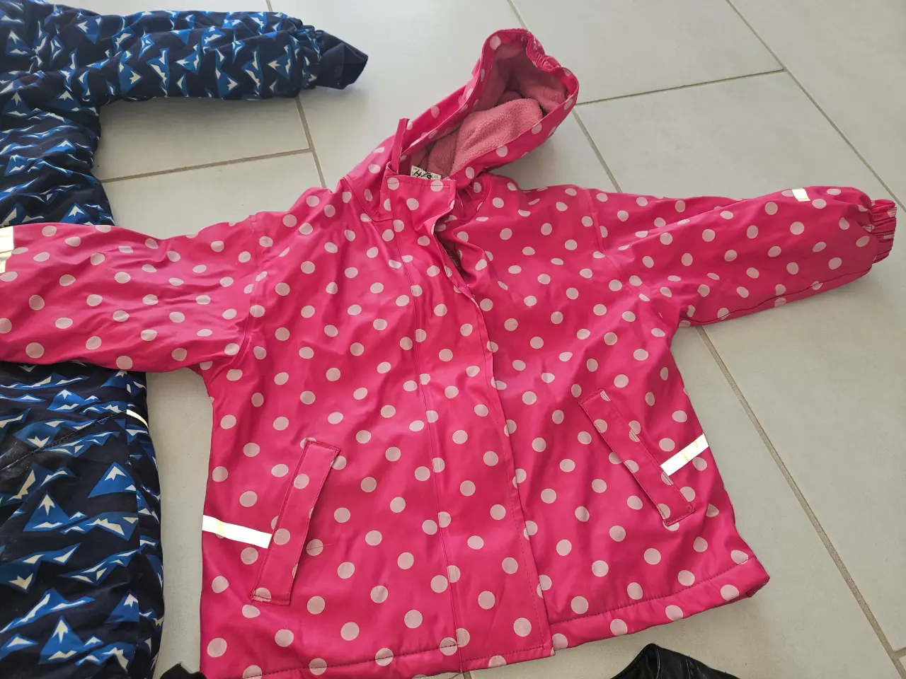 Billede 5 - Pose 26 pigetøj 6-12 m