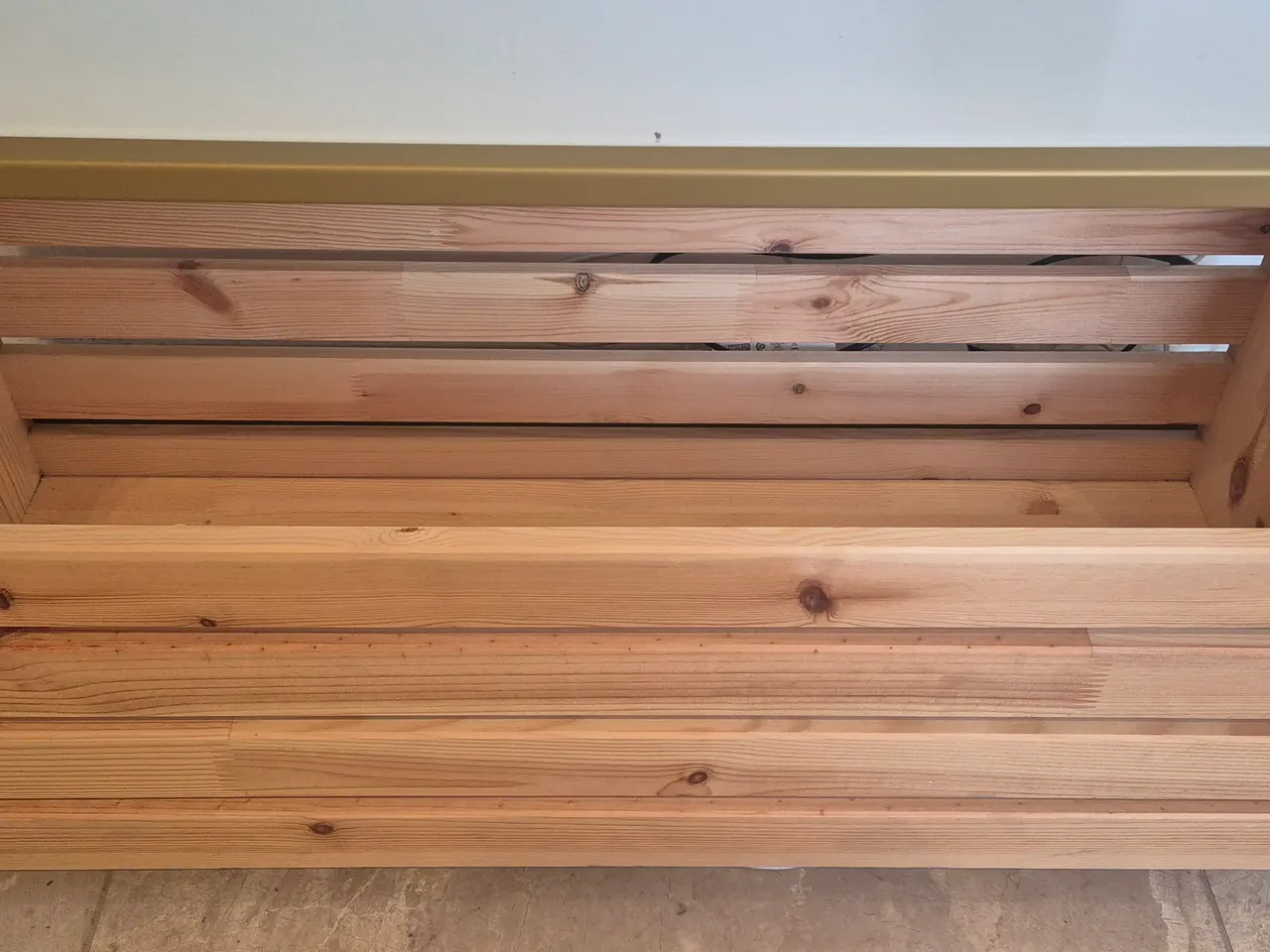 Billede 2 - Moderne hylde / TV-bord + trækasse