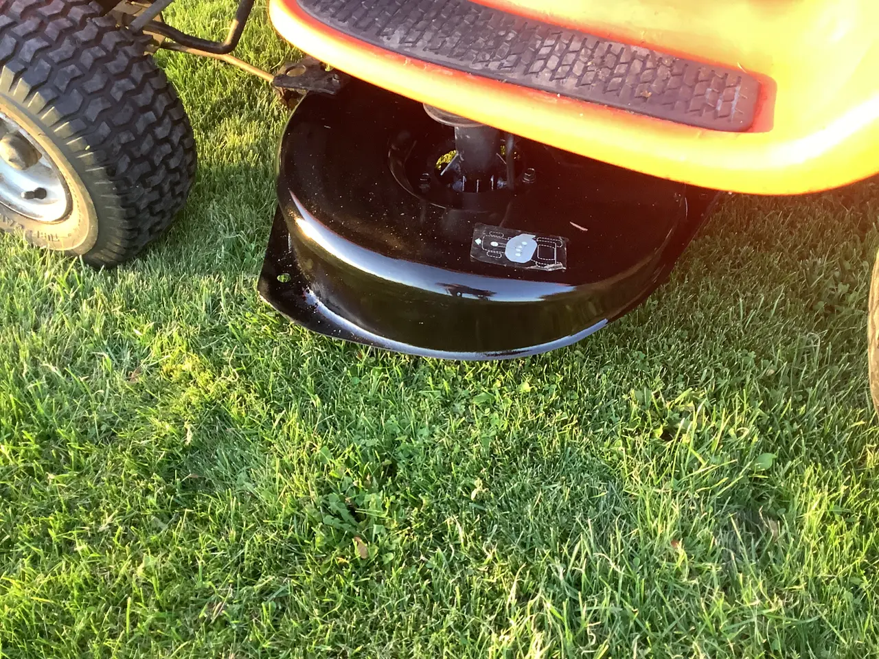 Billede 4 - Husqvarna LT 151. Havetraktor