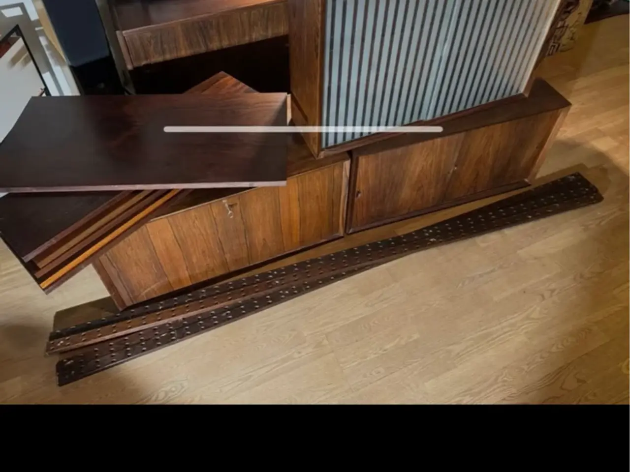 Billede 7 - Retro Ophængte Palisander Reol Sælges