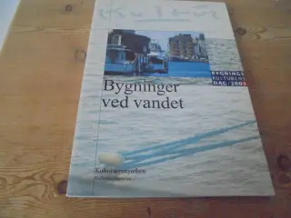 BYGNINGER VED VANDET – flotte steder  – FIN STAND 