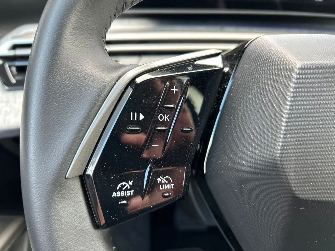 Billede 11 - Peugeot e-5008 77 Allure 7prs