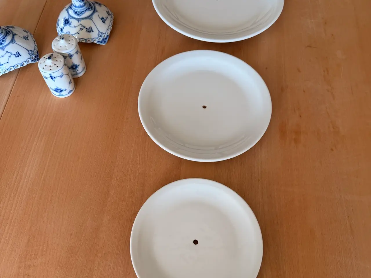 Billede 2 - Tallerkner 3 stk, til opsats Pillivuyt