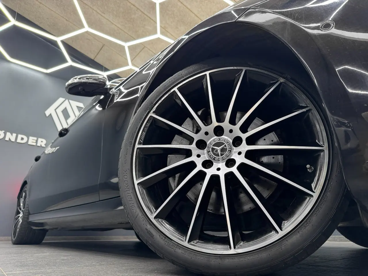 Billede 2 - Mercedes E220 d 2,0 AMG Line stc. aut.