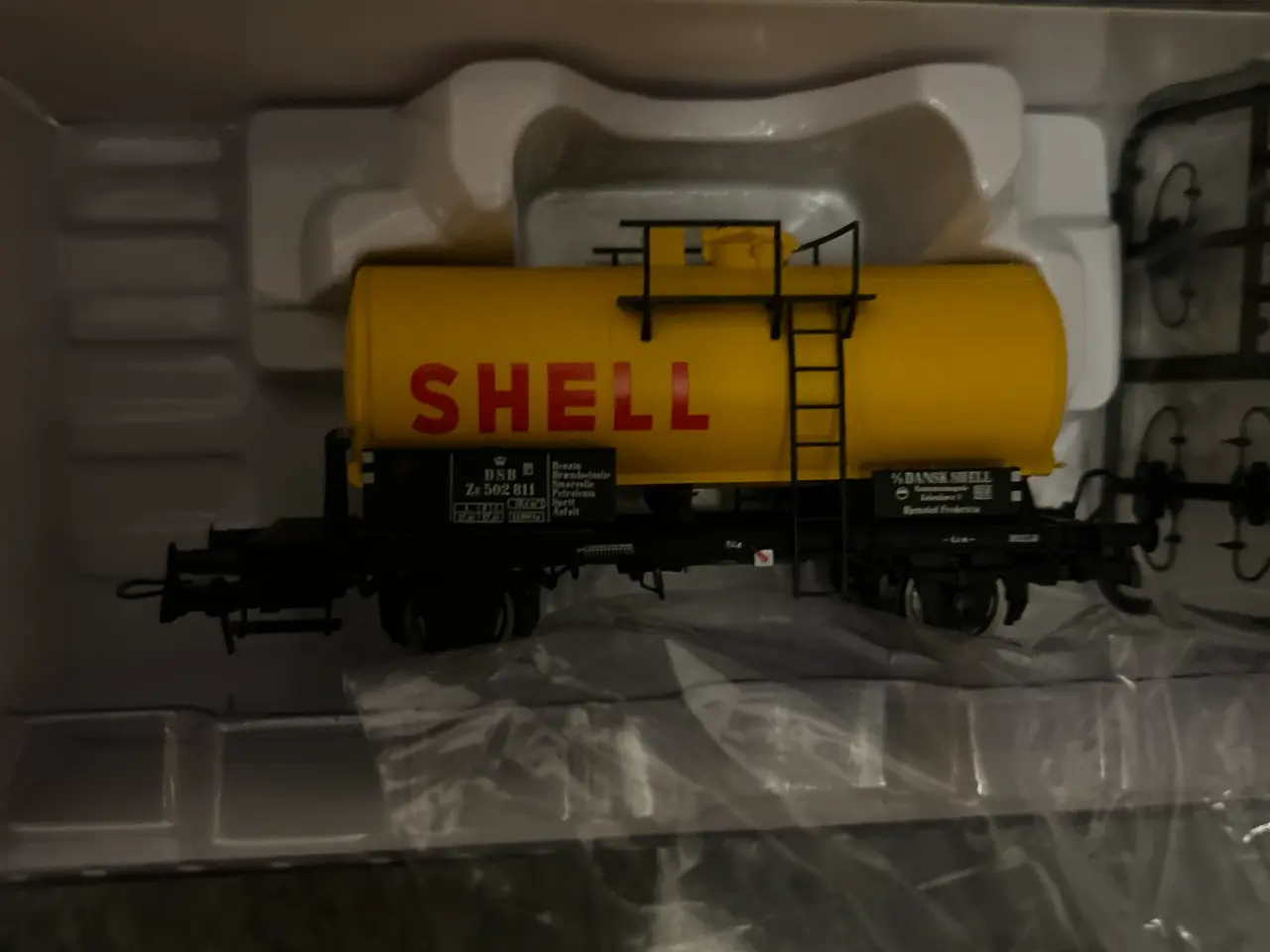 Billede 1 - Modeltog, Brawa Shell Tankvogn H0