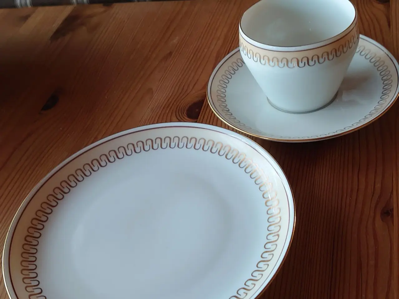 Billede 1 - "Rebild" Kaffe- og spisestel