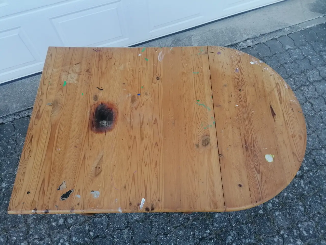 Billede 5 - Lille Massivt Fyrretræsbord med Klap 70x70 cm.