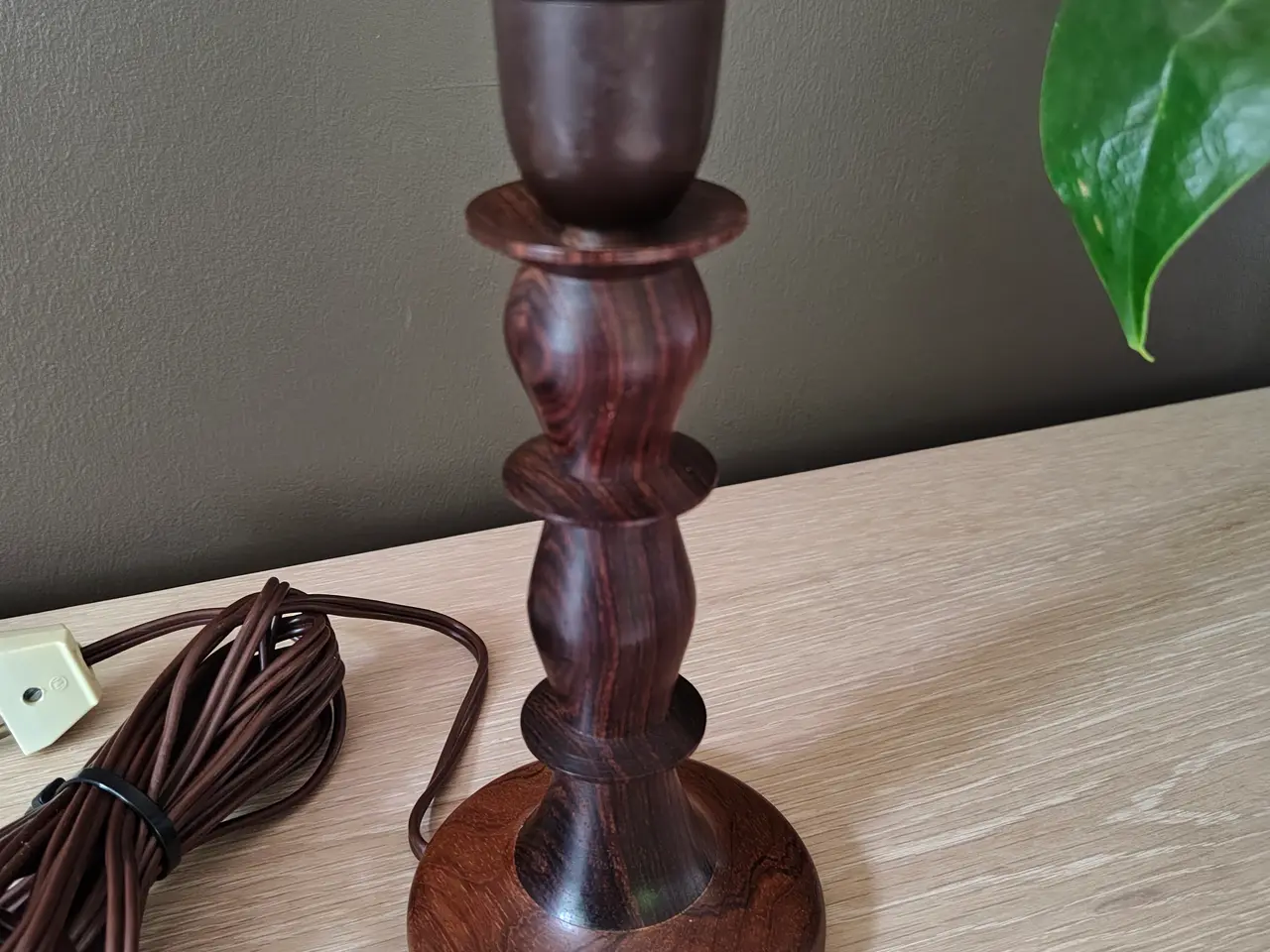 Billede 2 - Flot gammel palisander bordlampe