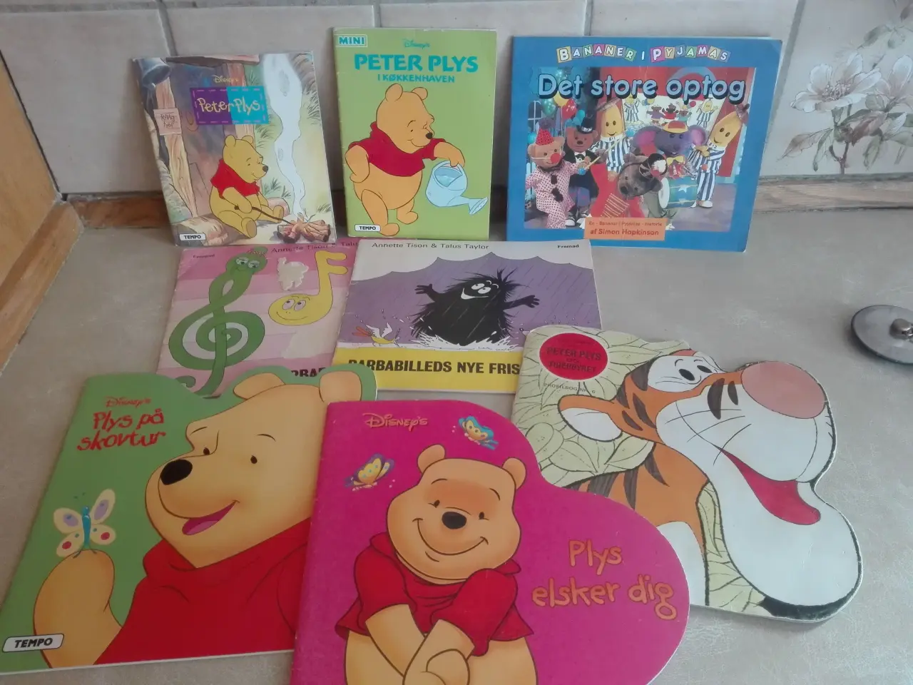 Billede 1 - Peter Plys, Barbapapa og Bananer i Pyjamas bøger