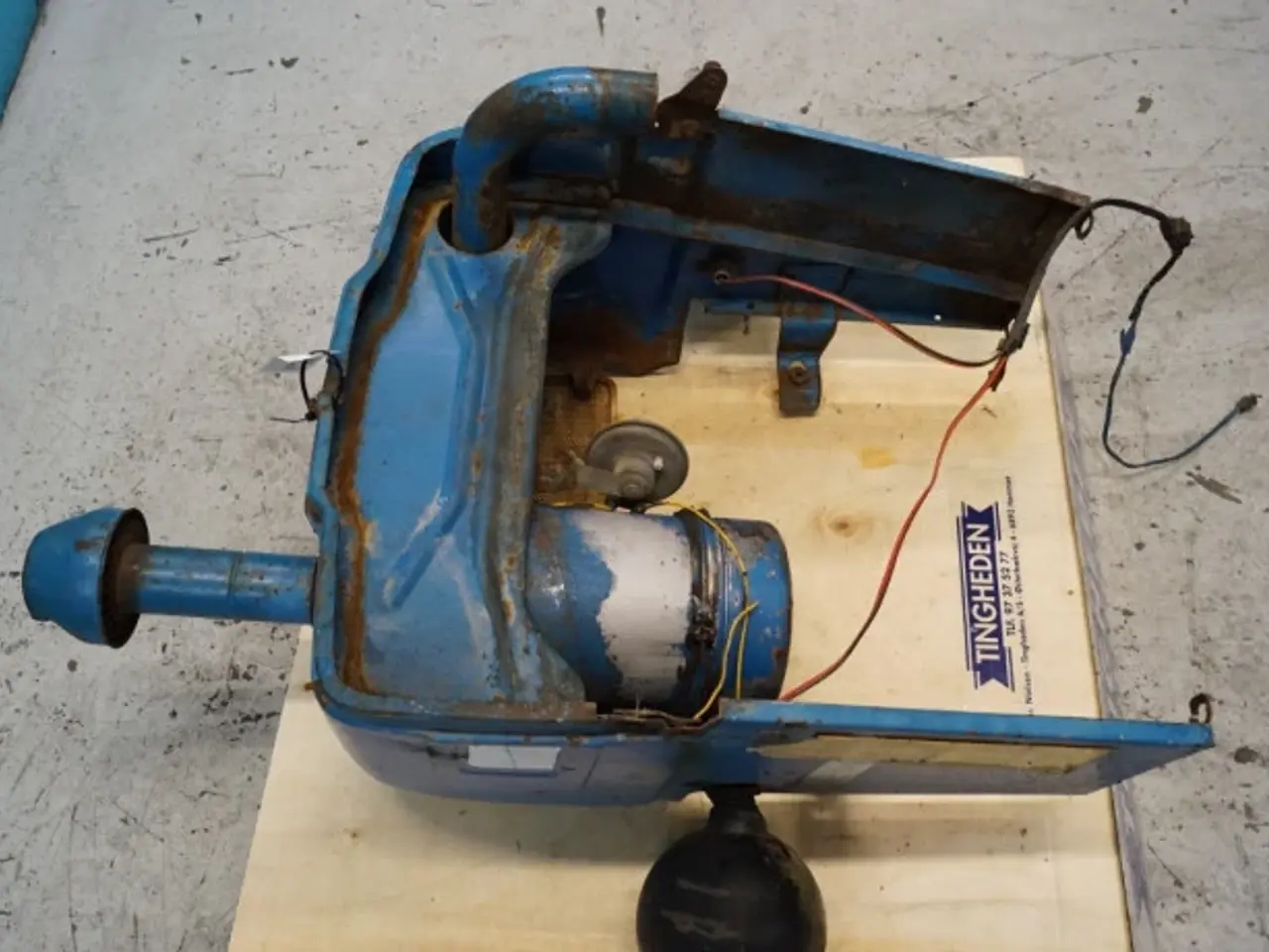 Billede 8 - Ford 4000 Fronthjelm C5NN8N202AH
