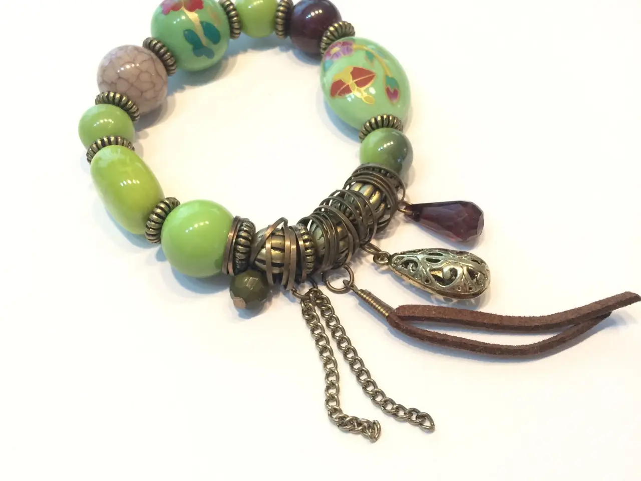 Billede 1 - Armbånd, grøn, boho, charms