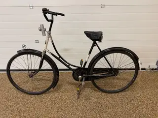Klassisk Bismarck damecykel – retro/veteran