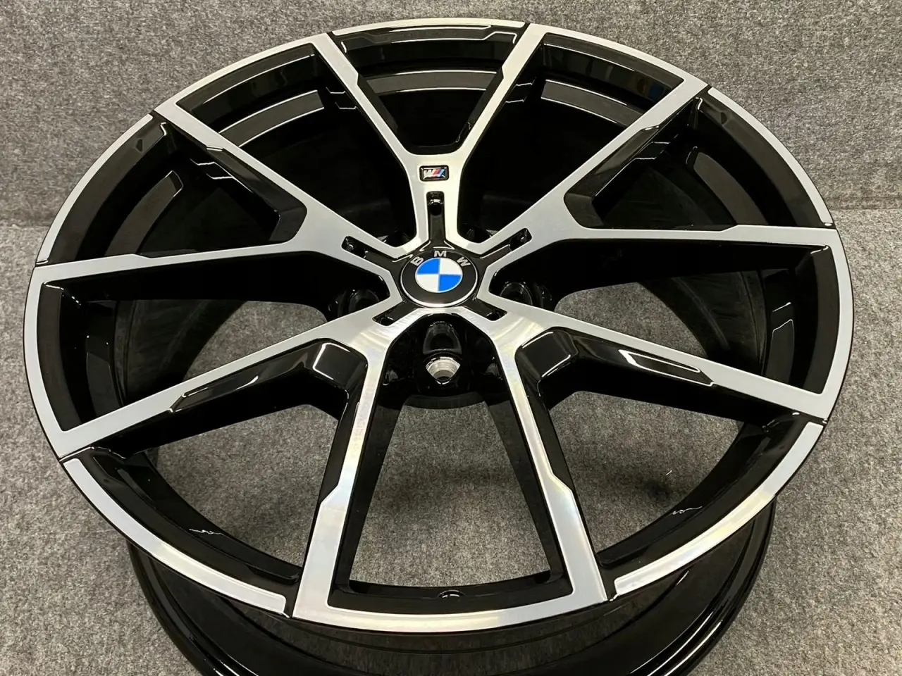 Billede 1 - ALUFÆLGE BMW 8 G14 G15 G16 728M 20"