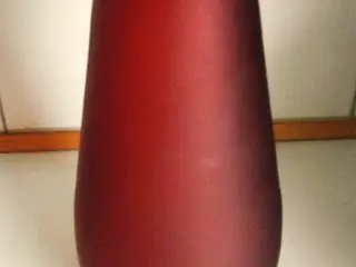 MUNDBLÆST Glas Vase - Rød