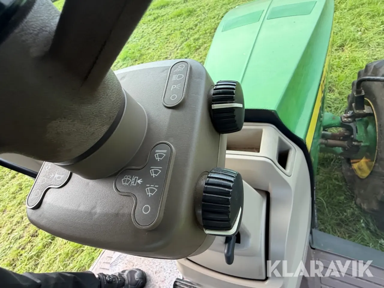 Billede 11 - Traktor John Deere 8335R