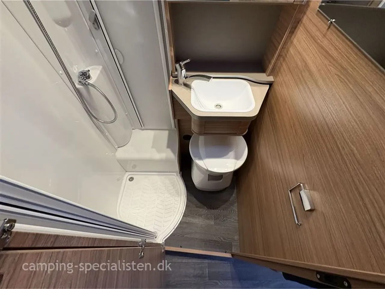 Billede 16 - 2026 - Weinsberg Pepper Edition MEG 640 Mercedes Weinsberg CaraCompact 640 MEG Edition Pepper MB 2026 - Kan ses nu hos Camping-Specialisten.dk