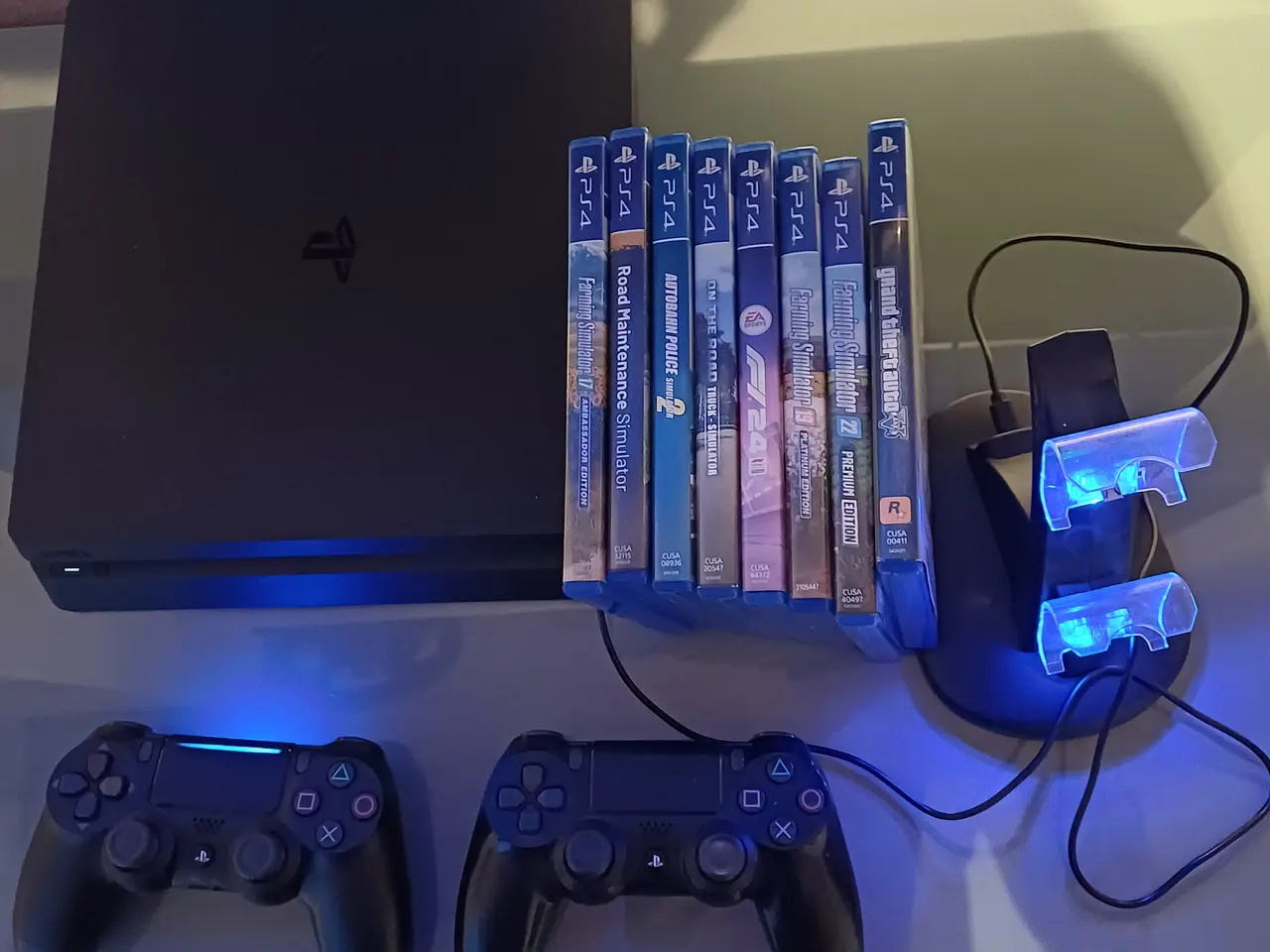 Billede 1 - Playstation 4 med spil