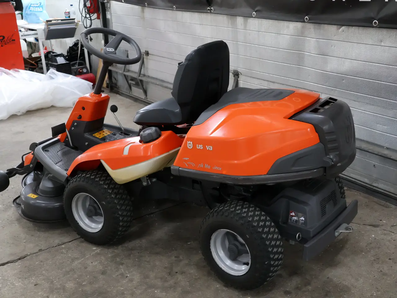 Billede 4 - Husqvarna R214 TC årg 2016