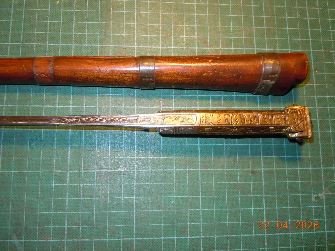 Billede 8 - Flissa, smuk berberkniv i udskåret træskede.