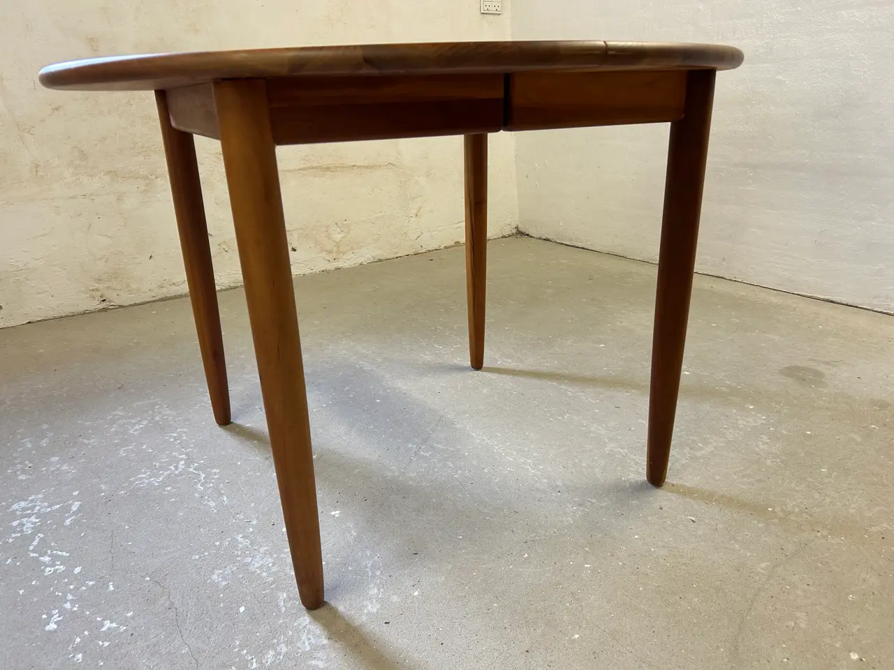 Billede 4 - Haslev spisebord (Model 897) m. udtræk - 6 stole