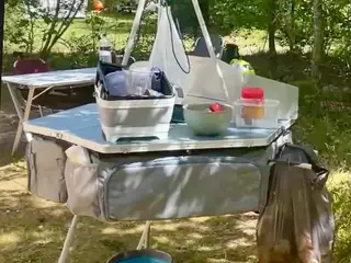 Fin Quechua Teepee Campingkøkken gratis
